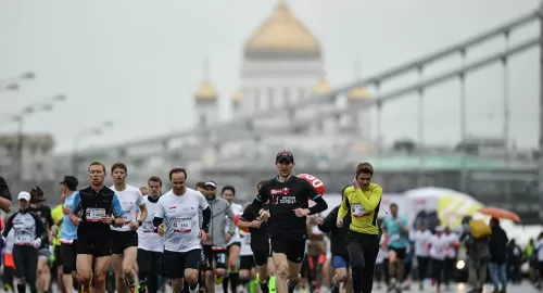 هذا ما يحدث لجسمك عدما تجري ومعدتك فارغة