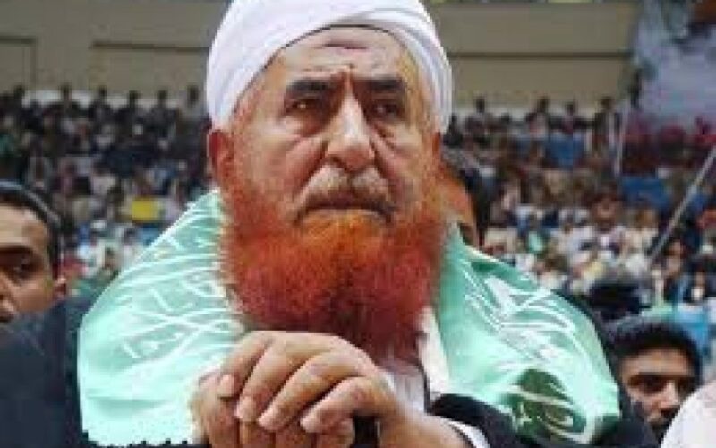 ( صورة نادرة ) للشيخ ” عبد المجيد الزنداني “قى بداية شبابه أثناء دراسته في القاهرة