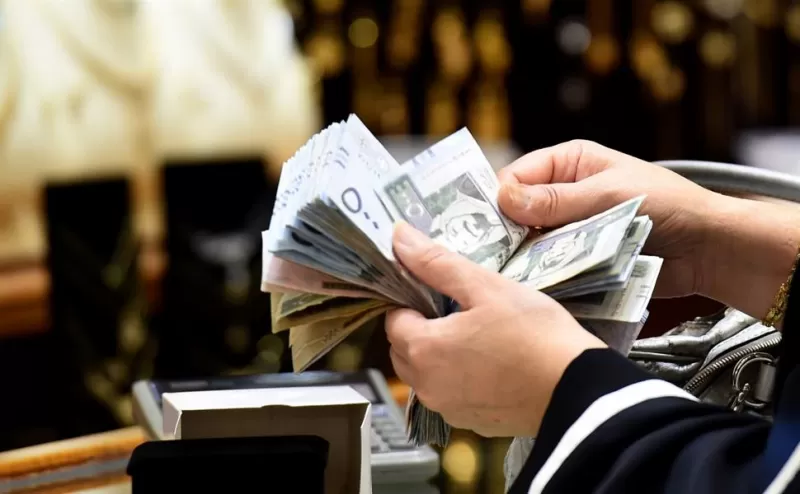أستلم سلفة نقدية سريعة بدون تحويل الراتب وبإيداع فورى