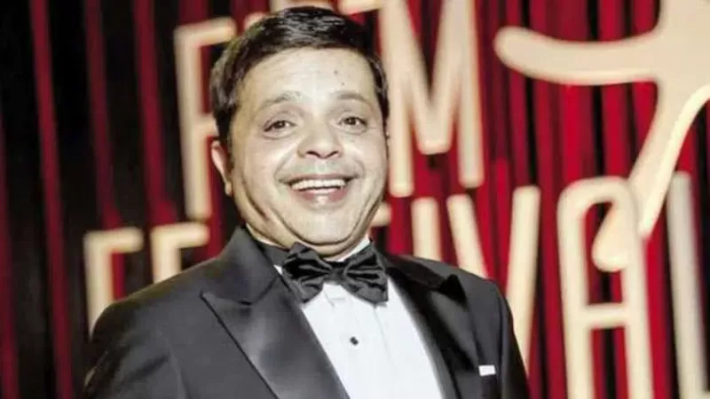 بسبب صورة لـ عبدالحليم حافظ.. محمد هنيدى يقع ضحية لـ نصاب كبير.. فى ذكرى ميلاده !!