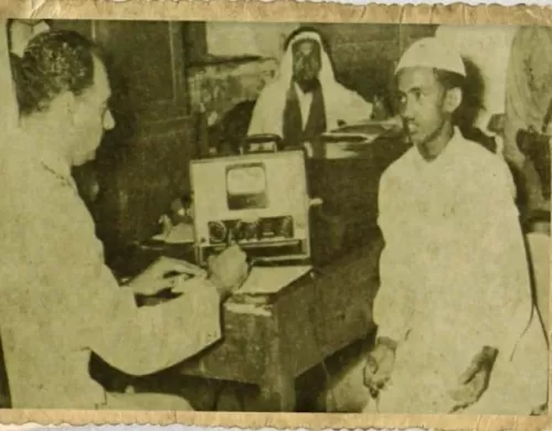 شاهد: اول تجربة لجهاز كشف الكذب في السعودية قبل نصف قرن وكيف كان الجهاز