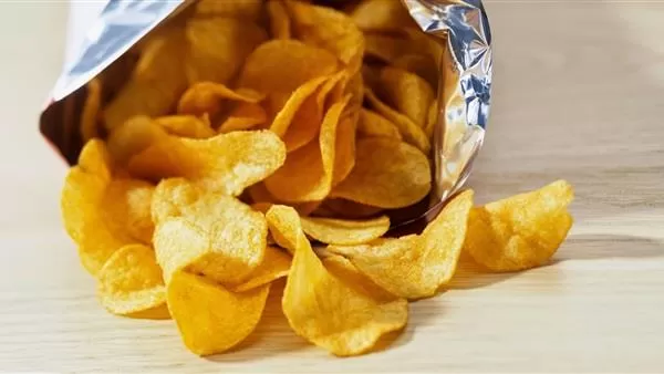 لهذا السبب الغريب يكون كيس الشيبسي مملوء بالهواء دائماً