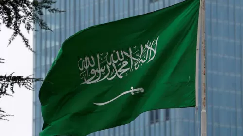 تحذير هام من النيابة السعودية بالسجن والغرامة على كل مقيم يقع في هذه المخالفة