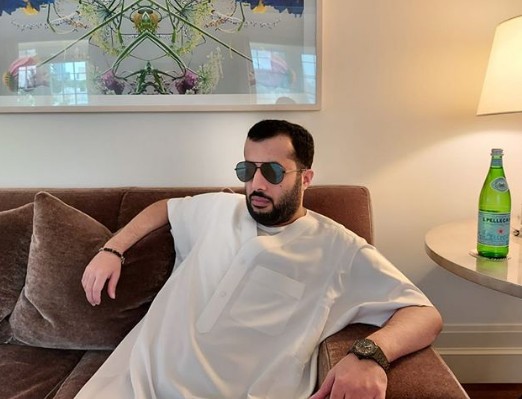 أول ظهور لتركي آل الشيخ بعد تدهور صحته ونقله إلى أمريكا