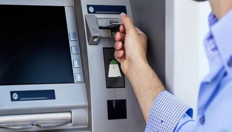 حيلة ذكية وسهلة هترجع “الفيزا” المسحوبة داخل ماكينة الصراف الآلي ATM !!