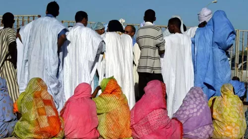 فيديو صادم من هذا البلد العربي لطريقة تعامل الناس مع من يفطرون في نهار رمضان