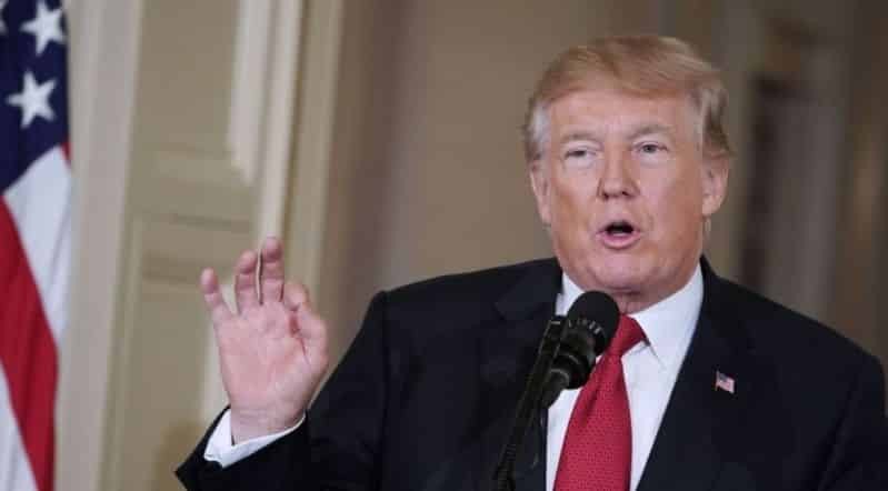 ترامب يرد على سؤال يتعلق برمضان والمساجد بأمريكا في ظل أزمة كورونا