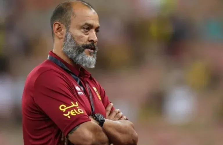 مفاجأة صادمة لمدرب الاتحاد نونو سانتو