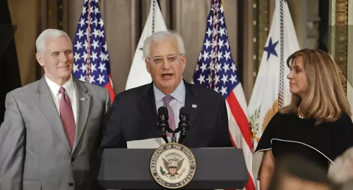 عاجل: قرار من بايدن يفسد فرحة الإمارات بالتطبيع مع اسرائيل