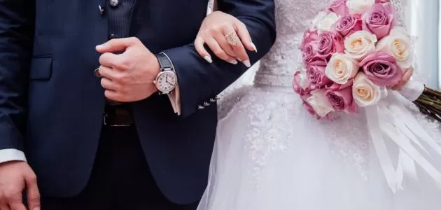 طلبت منه عروسته ان ينفذ لها هذا الطلب في غرفة النوم ليشبع رغبتها فمات بين ذراعيها وكانت الكارثة