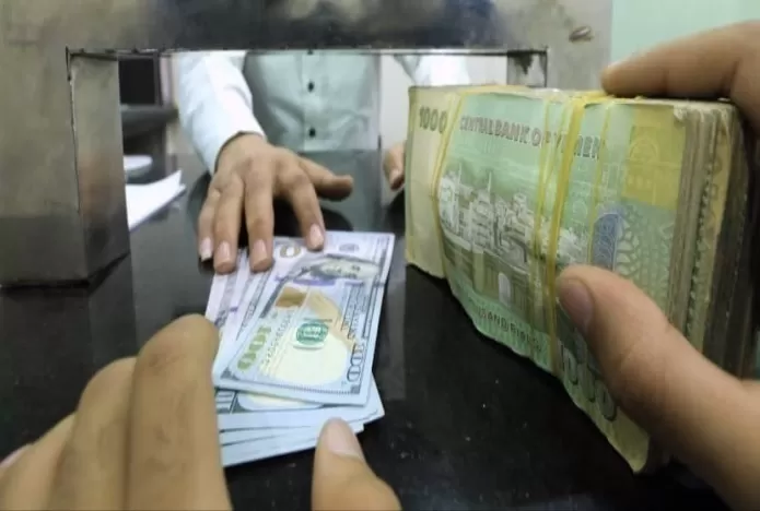 بعد 32 عام من الوحدة .. هذا سعر صرف الريال اليمني مقابل الدولار والسعودي