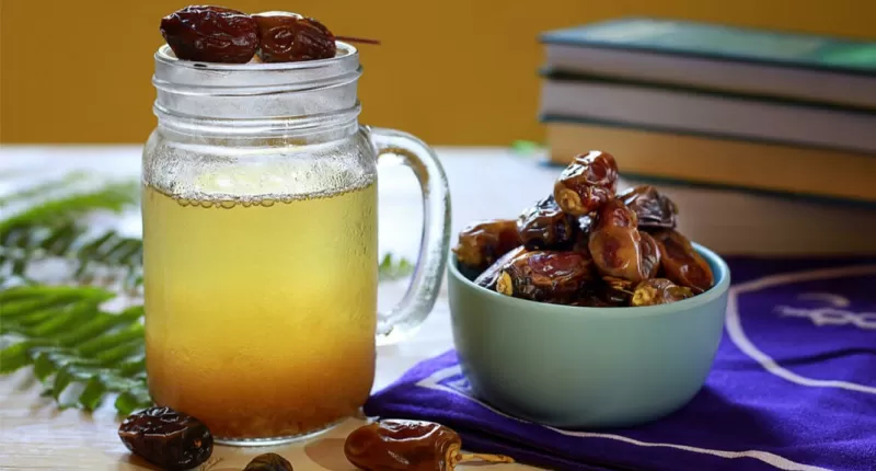 الفوائد الخارقة لمنقوع التمر على الريق ستجعلك تتناوله دون توقف وهذا هو افضل نوع تمر لعمل المنقوع الرهيب