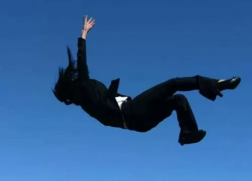 رجل يلقي بزوجته في نهر النيل لسبب غير متوقع!