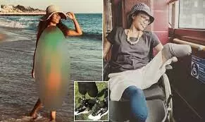 احذرو.. قرصة بعوضة سببت بتر الاطراف الأربعة لهذه الفتاة