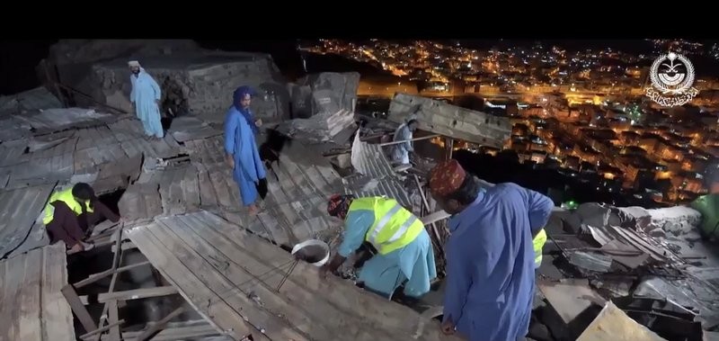 شاهد بالفيديو: ازالة اجزاء من غار حراء وغار ثور وهكذا بدا شكل احد اهم المعالم التاريخية الإسلامية