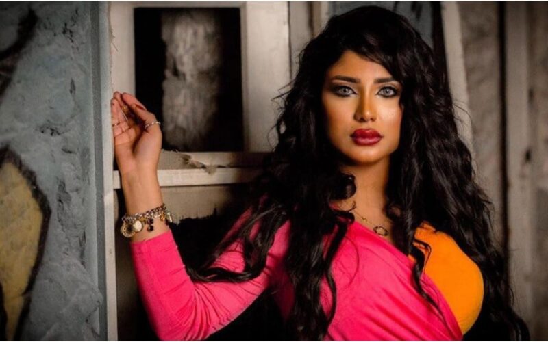 بعد إطلاق سراحها وزوجها بكفالة.. ماذا قالت سارة الكندري؟
