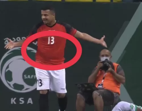 من هو اللاعب اليمني في المنتخب صاحب الكرش؟