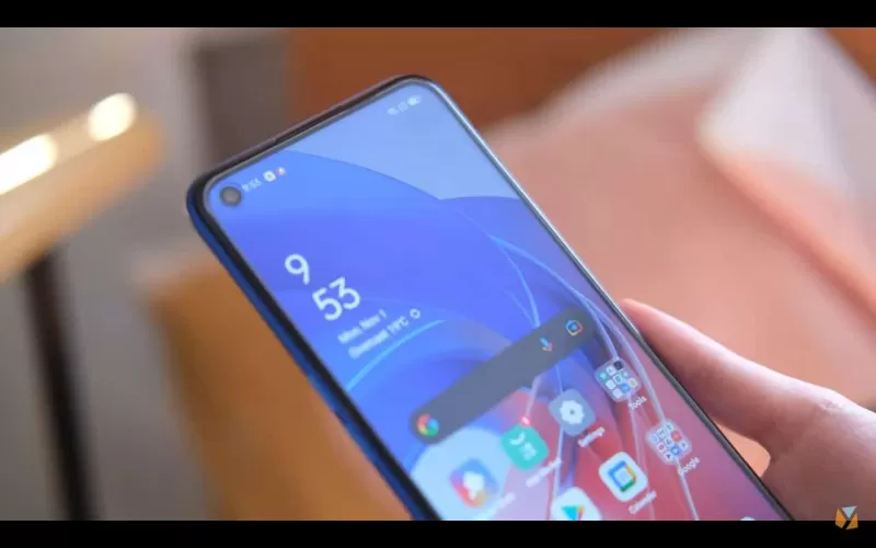 لم يخطر ببالك من قبل بأن هاتفك سامسونج أو شاومي قد يكون مراقباً بسبب هذه التطبيقات الشهيرة .. تعرّف عليها وقم بإزالتها فورا؟!!