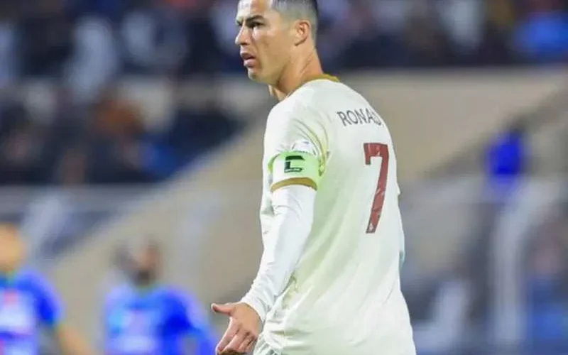 دوري روشن السعودي: كريستيانو رونالدو يواصل ”الانفجار”.. ويهز شباك ”ضمك” بثلاثية مرعبة