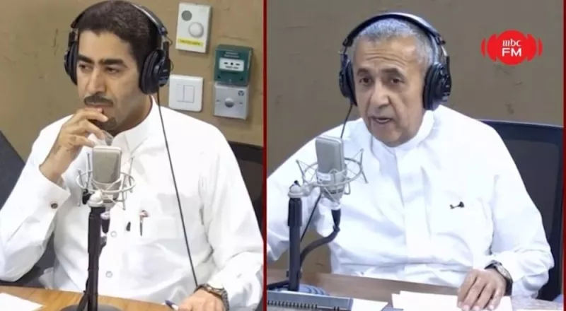 بالفيديو: اصحاب السيارات في السعودية يوقفون سياراتهم امام البيوت احتجاجاً على هذا القرار والتكاليف المجحفة