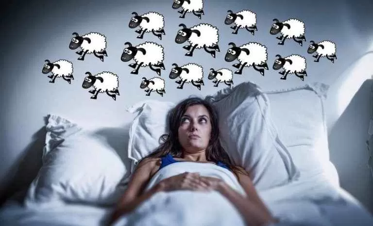 احذر هذه المأكولات تسبب لك الأرق وصعوبة النوم