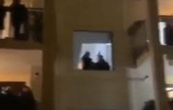 المصريين لما يقلدوا إيطاليا.. مواطنون يواجهون العزل بـ حسن شاكوش.. فيديو
