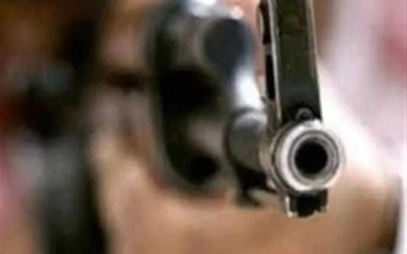 سعودية تبلغ عن زوجها بأنه يخبئ اسلحة ومتفجرات في منزله ..وعند وصول الأمن حدثت الواقعة التي لا تخطر على البال