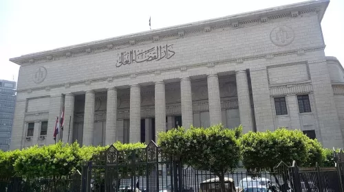 تفاصيل مثيرة في اعترافات قاتل أسرته جنوب مصر