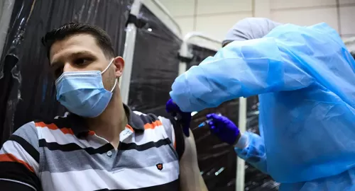 صور مروعة لحقن الشعب السوري بمادة روسية الزامية