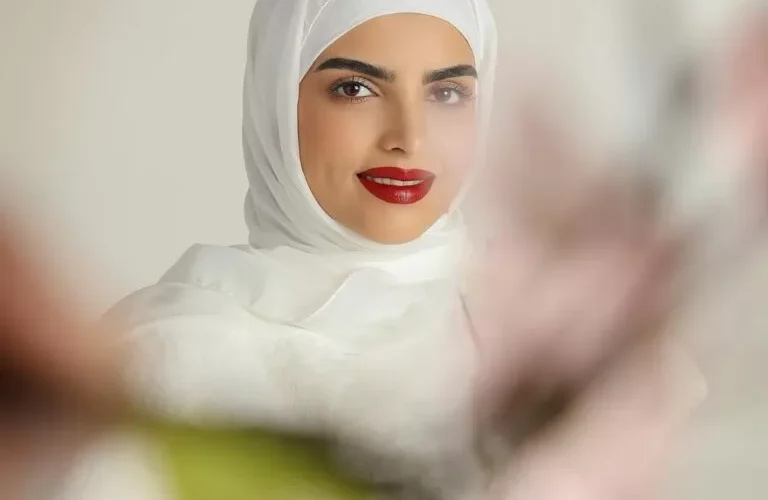 بالفيديو: سارة الودعاني تكشف رد فعلها لحظة تعرض زوجها للمغازلة أمامها