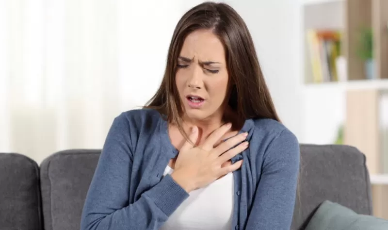 أسباب وعلاجات صعوبة البلـع يجب عدم التهاون بها