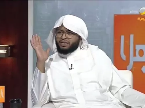 فيديو صادم: من إمامة المسجد إلى الترفيه ومقاطع الغناء على سناب شات والسبب غير متوقع وادهش السعوديين