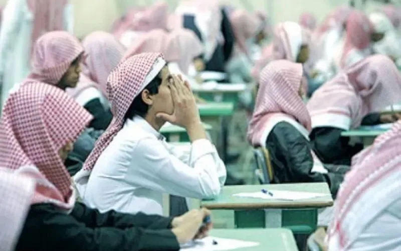 وزارة التعليم تعلن رسمياً تكليف مدراء المدارس والموجهين ومشرفي النشاط بحصص اسبوعية لسد الفراغ وهذه عقوبة المخالفين منهم