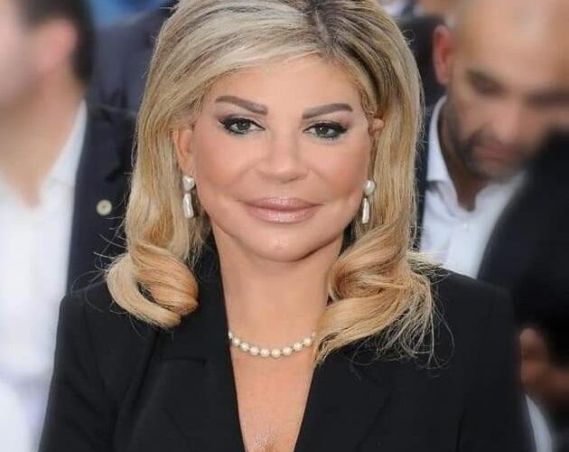 الوزيرة السابقة والاعلامية مي شدياق مصابة بفيروس كورونا