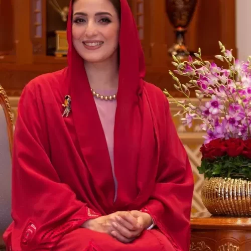 شاهد: زوجة سلطان عُمان كما لم يراها احد من قبل
