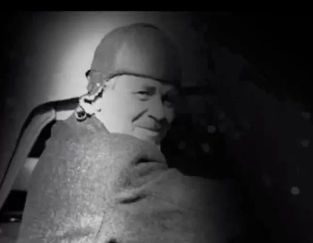 بالفيديو.. من هو “خالد القرقني” أحد كبار مستشاري الملك عبدالعزيز؟ .. وماهي أبرز المهام التي كُلّف بها؟