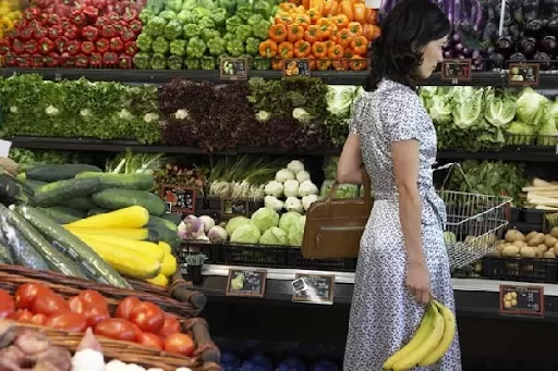 تحذير خطير بشأن 3 خضروات ورقية شهيرة.. تناولها باستمرار يسبب الإصابة بالجلطات!