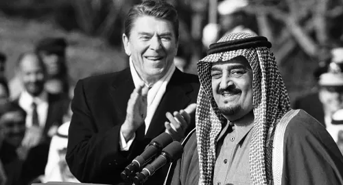 تسريب فيديو للملك فهد من حمام السباحة وهذا ما كان يقوم به