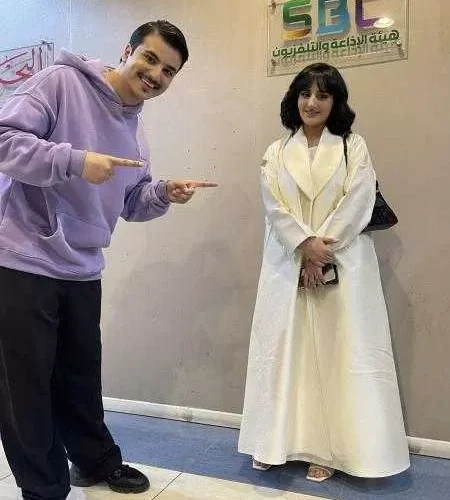 في لقاء على التلفزيون السعودي .. شاهد تيك توكر اليمنية ” ميار ” تكشف عن اسمها الحقيقي و أسرار وتفاصيل حياتها