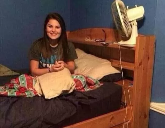 سعودية ارسلت هذه الصورة لزوجها بالخـطأ وهو مسـافر فطلقها فوراً