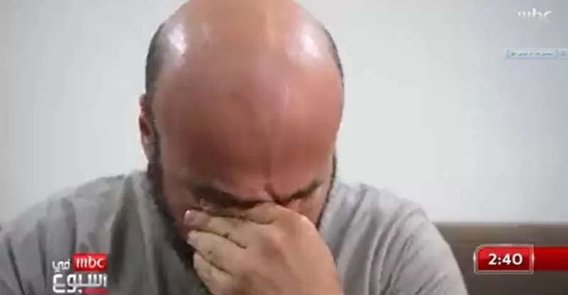 بالفيديو: سوري مقيم في السعودية يروي قصة مؤلمة لمصير عائلته المحتجزة تحت الانقاض حتى اليوم في تركيا .