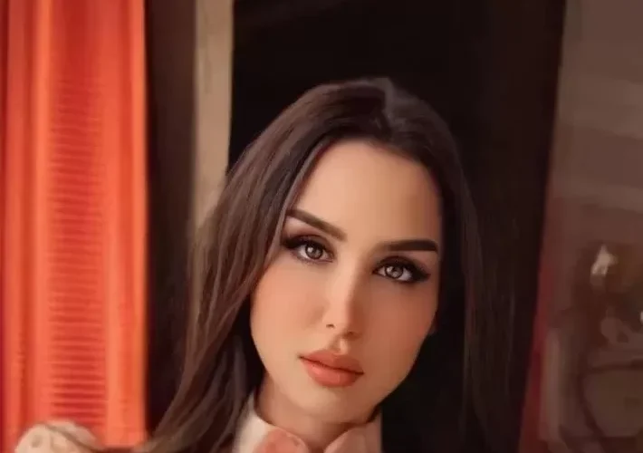 فيديو صادم لرد غير متوقع من هند القحطاني على متابعة طلبة منها علاقة حميمة في بيت واحد