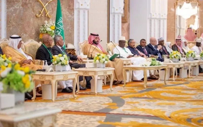 بالفيديو: كلمة جريئة وقوية من ولي العهد في الاجتماع السنوي بعلماء المسلمين الذين ادو فريضة حج هذا العام 1444