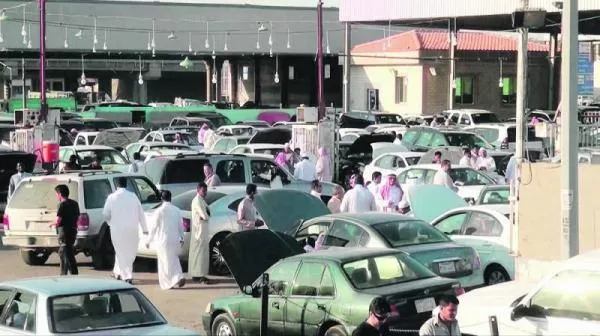 هئية الزكاة السعودية تحدد 4 فئات السيارات الخاضعه للضريبه