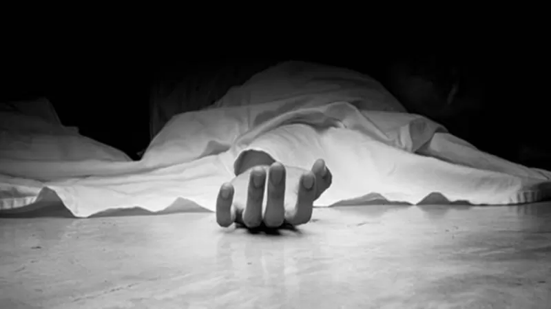 كان ممنوع علينا نروح الحمام.. زميلة الموظف المنتحر في مصر تكشف تفاصيل صادمة لما كان يحدث في مقر عملهم