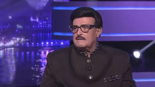 شاهد بالفيديو: هكذا بدا سمير غانم في اخر ظهور له قبل موته