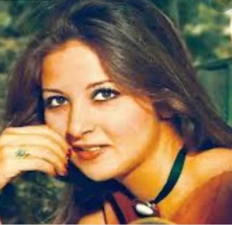 الفنانة بوسي تصدم الجميع بما كشفته عن موقف نور الشريف من مشاهدها الساخنة وهذه هي افلامها الممنوعة من العرض