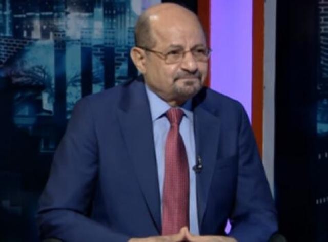 شاهد .. حديث السفير اليمني بالسعودية بشأن استثناء اليمنيين من نظام العمل بالمملكة