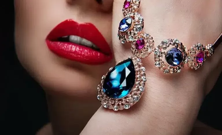 الطريقة الصحيحة لتلميع الذهب والمجوهرات