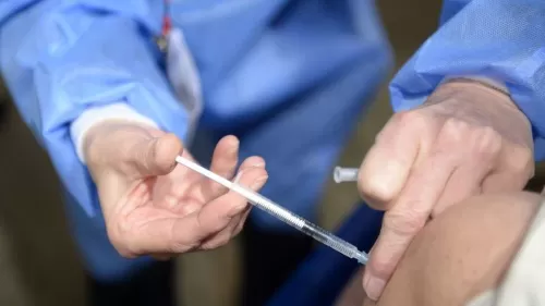 أدوية يجب عليك عدم تناولها بعد اخذ لقاح كورونا